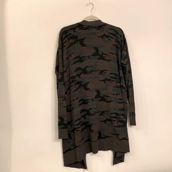Sanctuary play open front cardigan forest camo size medium - Picture 3 of 12